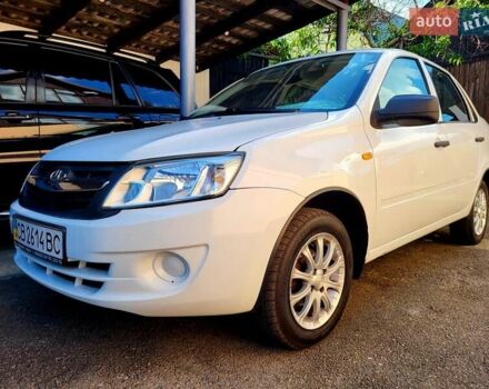 ВАЗ 2190 Гранта 2013 у Чернігові на Automoto.ua Білий ВАЗ 2190 Гранта, об'ємом двигуна 1.6 л та пробігом 111 тис. км за 3800 $, фото 19 на Automoto.ua