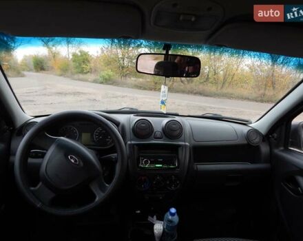 Белый ВАЗ 2190 Гранта, объемом двигателя 1.6 л и пробегом 107 тыс. км за 4000 $, фото 9 на Automoto.ua