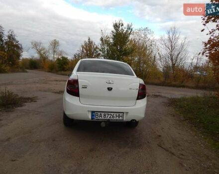 Белый ВАЗ 2190 Гранта, объемом двигателя 1.6 л и пробегом 107 тыс. км за 4000 $, фото 4 на Automoto.ua