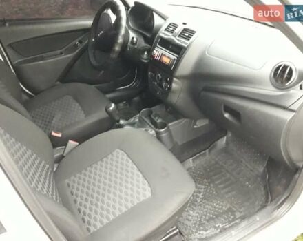 Белый ВАЗ 2190 Гранта, объемом двигателя 1.6 л и пробегом 202 тыс. км за 3650 $, фото 17 на Automoto.ua