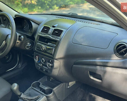 ВАЗ 2190 Гранта 2021 в Виннице на Automoto.ua Белый ВАЗ 2190 Гранта, объемом двигателя 1.6 л и пробегом 14 тыс. км за 6300 $, фото 23 на Automoto.ua