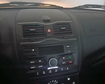 Білий ВАЗ 2190 Гранта, об'ємом двигуна 1.6 л та пробігом 13 тис. км за 7700 $, фото 11 на Automoto.ua