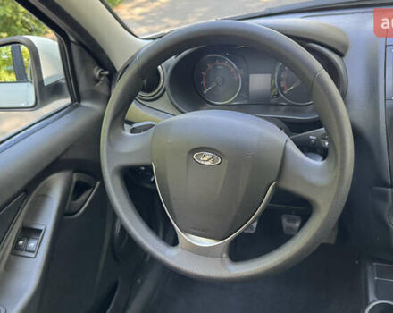 Білий ВАЗ 2190 Гранта, об'ємом двигуна 1.6 л та пробігом 14 тис. км за 6800 $, фото 31 на Automoto.ua