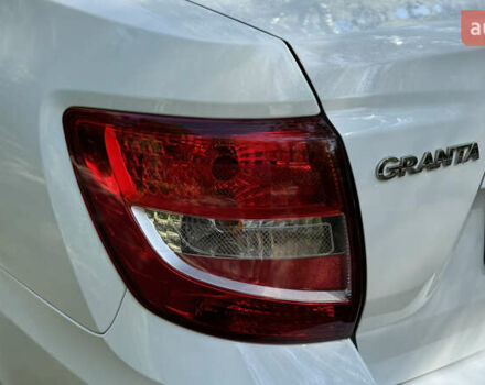 ВАЗ 2190 Гранта 2021 в Виннице на Automoto.ua Белый ВАЗ 2190 Гранта, объемом двигателя 1.6 л и пробегом 14 тыс. км за 6300 $, фото 43 на Automoto.ua
