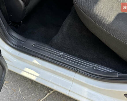 ВАЗ 2190 Гранта 2021 в Виннице на Automoto.ua Белый ВАЗ 2190 Гранта, объемом двигателя 1.6 л и пробегом 14 тыс. км за 6300 $, фото 13 на Automoto.ua