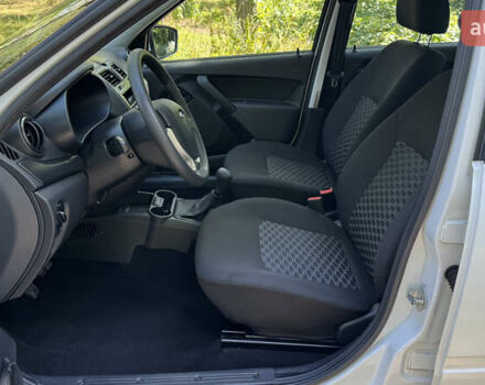 ВАЗ 2190 Гранта 2021 в Виннице на Automoto.ua Белый ВАЗ 2190 Гранта, объемом двигателя 1.6 л и пробегом 14 тыс. км за 6300 $, фото 16 на Automoto.ua