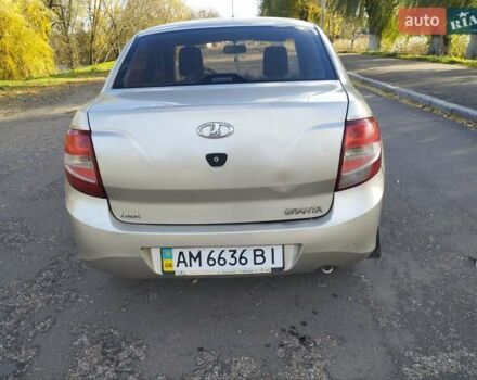 Бежевий ВАЗ 2190 Гранта, об'ємом двигуна 1.6 л та пробігом 125 тис. км за 3000 $, фото 5 на Automoto.ua