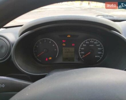 Бежевий ВАЗ 2190 Гранта, об'ємом двигуна 1.6 л та пробігом 125 тис. км за 3000 $, фото 1 на Automoto.ua