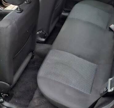 Бежевий ВАЗ 2190 Гранта, об'ємом двигуна 1.6 л та пробігом 178 тис. км за 2597 $, фото 4 на Automoto.ua