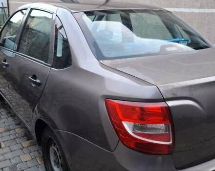 Бежевий ВАЗ 2190 Гранта, об'ємом двигуна 1.6 л та пробігом 178 тис. км за 2356 $, фото 1 на Automoto.ua