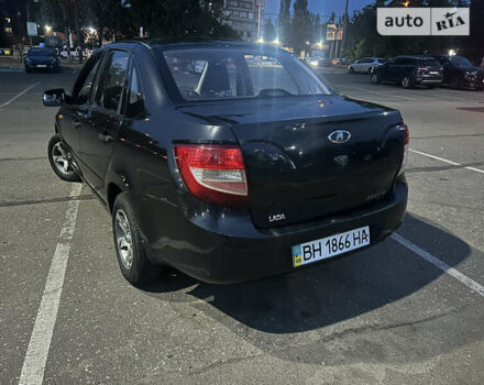 Чорний ВАЗ 2190 Гранта, об'ємом двигуна 1.6 л та пробігом 134 тис. км за 2500 $, фото 2 на Automoto.ua