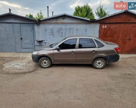 ВАЗ 2190 Гранта 2015 в Киеве на Automoto.ua Коричневый ВАЗ 2190 Гранта, объемом двигателя 1.6 л и пробегом 161 тыс. км за 2800 $, фото 3 на Automoto.ua