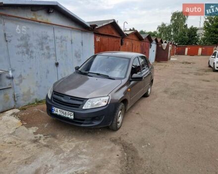 Коричневий ВАЗ 2190 Гранта, об'ємом двигуна 1.6 л та пробігом 161 тис. км за 2800 $, фото 1 на Automoto.ua