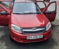 Червоний ВАЗ 2190 Гранта, об'ємом двигуна 1.6 л та пробігом 245 тис. км за 3100 $, фото 9 на Automoto.ua