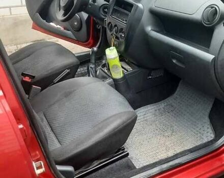 Червоний ВАЗ 2190 Гранта, об'ємом двигуна 1.6 л та пробігом 245 тис. км за 3100 $, фото 1 на Automoto.ua