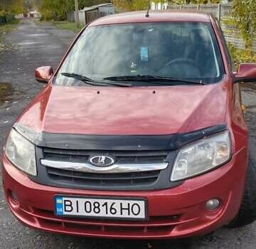 Красный ВАЗ 2190 Гранта, объемом двигателя 1.6 л и пробегом 155 тыс. км за 2550 $, фото 1 на Automoto.ua