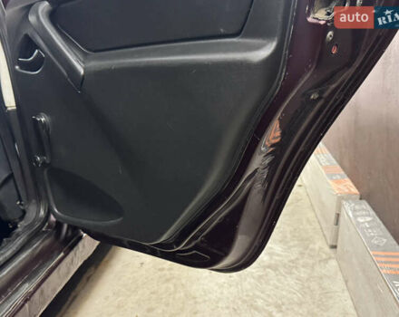 ВАЗ 2190 Гранта 2013 у Бердичеве на Automoto.ua Червоний ВАЗ 2190 Гранта, об'ємом двигуна 1.6 л та пробігом 290 тис. км за 1700 $, фото 24 на Automoto.ua