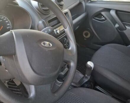 Червоний ВАЗ 2190 Гранта, об'ємом двигуна 1.6 л та пробігом 23 тис. км за 3950 $, фото 3 на Automoto.ua