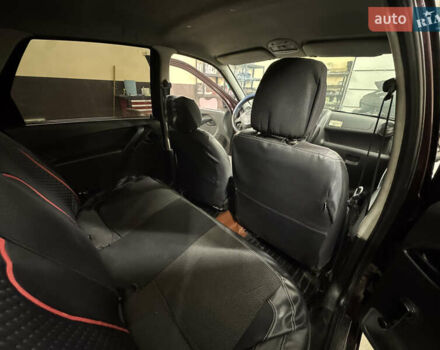 ВАЗ 2190 Гранта 2013 у Бердичеве на Automoto.ua Червоний ВАЗ 2190 Гранта, об'ємом двигуна 1.6 л та пробігом 290 тис. км за 1700 $, фото 18 на Automoto.ua