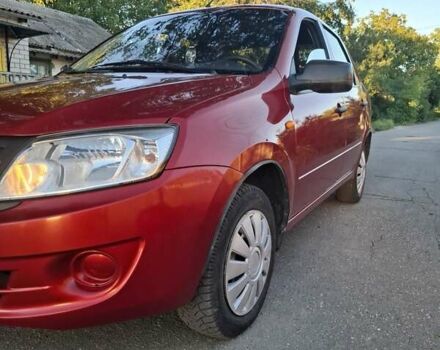 Червоний ВАЗ 2190 Гранта, об'ємом двигуна 1.6 л та пробігом 23 тис. км за 4100 $, фото 1 на Automoto.ua