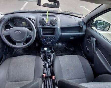 ВАЗ 2190 Гранта, объемом двигателя 1.6 л и пробегом 73 тыс. км за 2700 $, фото 6 на Automoto.ua