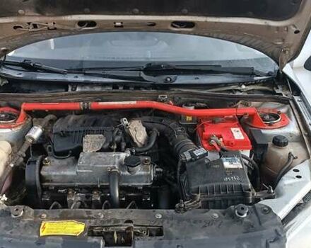 Сірий ВАЗ 2190 Гранта, об'ємом двигуна 1.6 л та пробігом 180 тис. км за 2000 $, фото 1 на Automoto.ua