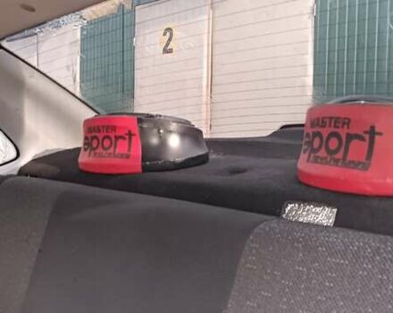 Сірий ВАЗ 2190 Гранта, об'ємом двигуна 1.6 л та пробігом 180 тис. км за 2000 $, фото 4 на Automoto.ua