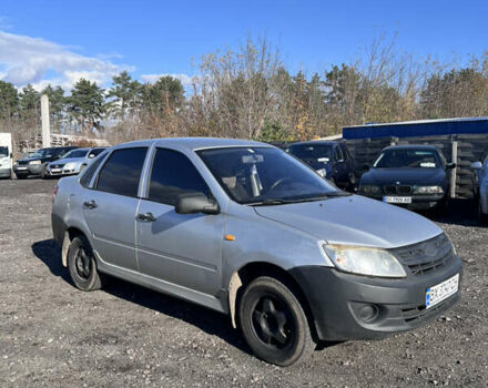 ВАЗ 2190 Гранта 2012 в Буче на Automoto.ua Серый ВАЗ 2190 Гранта, объемом двигателя 1.6 л и пробегом 185 тыс. км за 1500 $, фото 2 на Automoto.ua