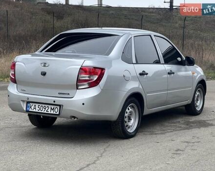 Сірий ВАЗ 2190 Гранта, об'ємом двигуна 1.6 л та пробігом 77 тис. км за 4500 $, фото 3 на Automoto.ua
