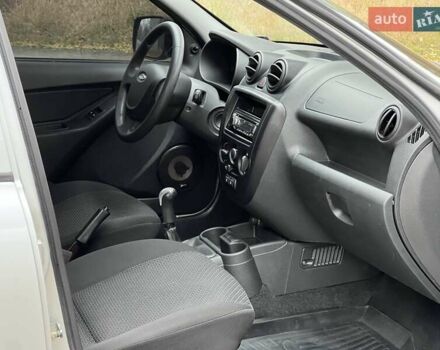 Сірий ВАЗ 2190 Гранта, об'ємом двигуна 1.6 л та пробігом 77 тис. км за 4500 $, фото 9 на Automoto.ua