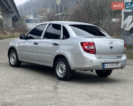 Сірий ВАЗ 2190 Гранта, об'ємом двигуна 1.6 л та пробігом 77 тис. км за 4500 $, фото 5 на Automoto.ua