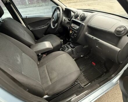 Сірий ВАЗ 2190 Гранта, об'ємом двигуна 1.6 л та пробігом 188 тис. км за 1650 $, фото 5 на Automoto.ua