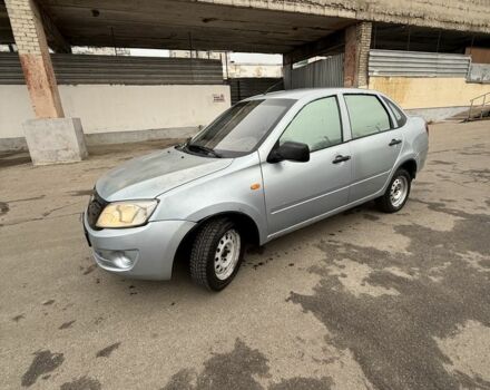 Сірий ВАЗ 2190 Гранта, об'ємом двигуна 1.6 л та пробігом 188 тис. км за 1650 $, фото 2 на Automoto.ua