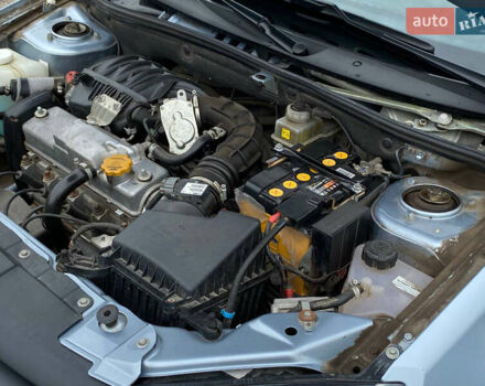 Серый ВАЗ 2190 Гранта, объемом двигателя 1.6 л и пробегом 80 тыс. км за 4000 $, фото 27 на Automoto.ua