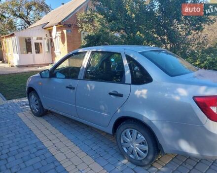 Серый ВАЗ 2190 Гранта, объемом двигателя 1.6 л и пробегом 56 тыс. км за 3000 $, фото 3 на Automoto.ua