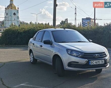 Серый ВАЗ 2190 Гранта, объемом двигателя 1.6 л и пробегом 60 тыс. км за 4777 $, фото 2 на Automoto.ua