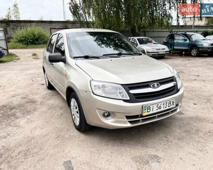 Серый ВАЗ 2190 Гранта, объемом двигателя 1.6 л и пробегом 159 тыс. км за 3200 $, фото 1 на Automoto.ua