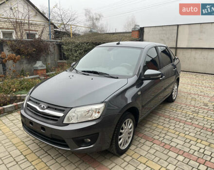 Серый ВАЗ 2190 Гранта, объемом двигателя 1.6 л и пробегом 76 тыс. км за 5390 $, фото 1 на Automoto.ua