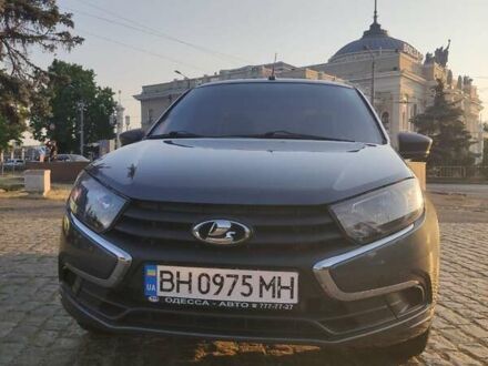 ВАЗ 2190 Гранта 2018 у Одесі на Automoto.ua Сірий ВАЗ 2190 Гранта, об'ємом двигуна 1.6 л та пробігом 46 тис. км за 4700 $, фото 1 на Automoto.ua