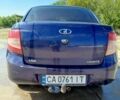 Синій ВАЗ 2190 Гранта, об'ємом двигуна 1.6 л та пробігом 1000 тис. км за 2200 $, фото 1 на Automoto.ua