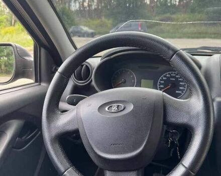 Синій ВАЗ 2190 Гранта, об'ємом двигуна 1.6 л та пробігом 190 тис. км за 2799 $, фото 6 на Automoto.ua