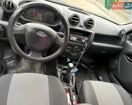 Синий ВАЗ 2190 Гранта, объемом двигателя 1.6 л и пробегом 210 тыс. км за 2500 $, фото 8 на Automoto.ua