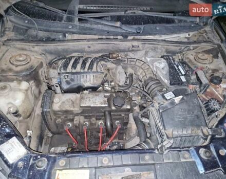 ВАЗ 2190 Гранта 2012 у Харкові на Automoto.ua Синій ВАЗ 2190 Гранта, об'ємом двигуна 1.6 л та пробігом 250 тис. км за 1750 $, фото 10 на Automoto.ua