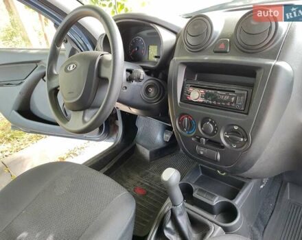 Синий ВАЗ 2190 Гранта, объемом двигателя 1.6 л и пробегом 50 тыс. км за 3850 $, фото 8 на Automoto.ua