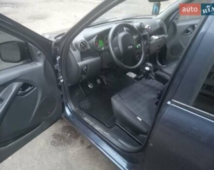 Синий ВАЗ 2190 Гранта, объемом двигателя 1.6 л и пробегом 110 тыс. км за 3200 $, фото 3 на Automoto.ua