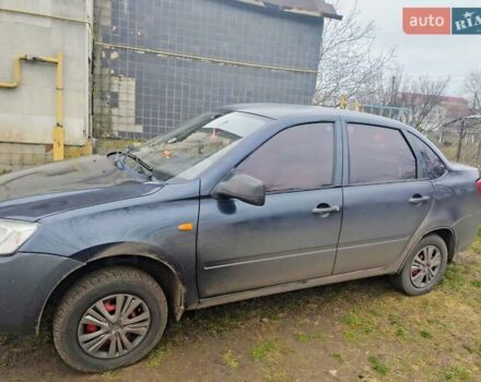 Синий ВАЗ 2190 Гранта, объемом двигателя 1.6 л и пробегом 384 тыс. км за 1800 $, фото 1 на Automoto.ua