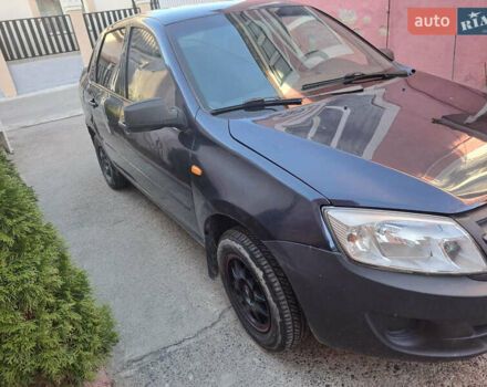 Синий ВАЗ 2190 Гранта, объемом двигателя 1.6 л и пробегом 198 тыс. км за 2450 $, фото 2 на Automoto.ua