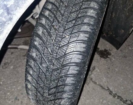 ВАЗ 2190 Гранта 2012 у Харкові на Automoto.ua Синій ВАЗ 2190 Гранта, об'ємом двигуна 1.6 л та пробігом 250 тис. км за 1750 $, фото 11 на Automoto.ua