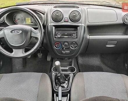 Синій ВАЗ 2190 Гранта, об'ємом двигуна 1.6 л та пробігом 102 тис. км за 3300 $, фото 11 на Automoto.ua