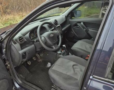 Синий ВАЗ 2190 Гранта, объемом двигателя 1.6 л и пробегом 195 тыс. км за 4000 $, фото 6 на Automoto.ua